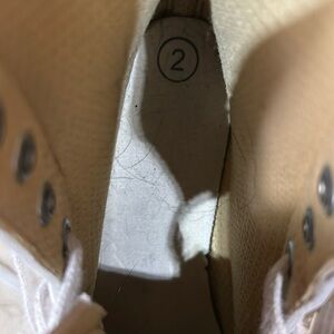 Riedell figure skates, size 2, good condition.